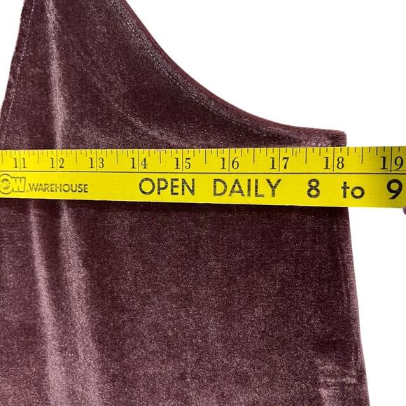 Express Velvet Lace-Up Deep V Neck Racerback Cami Maroon Womens Medium NWT - Picture 7 of 8